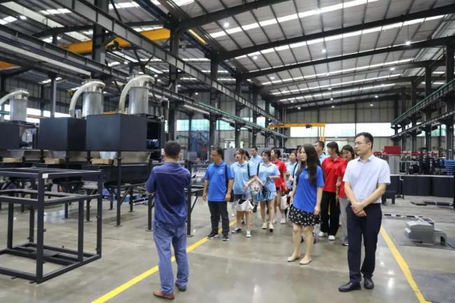 西科暑期社会实践‖百年潮已起,青春歌而行——7003全讯白菜网与理学院联合开展“回望百年奋斗路 青年接力新征程”党史学习特色社会实践活动
